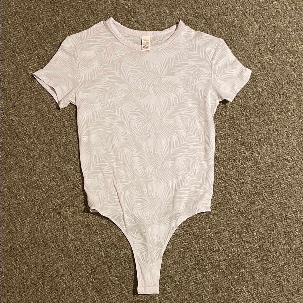 Victoria's Secret lavender Leaf Pattern Bodysuit XS